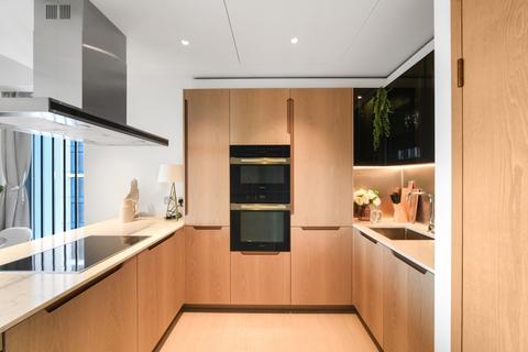 2 bedroom flat to rent, River Park Tower, London SW8
