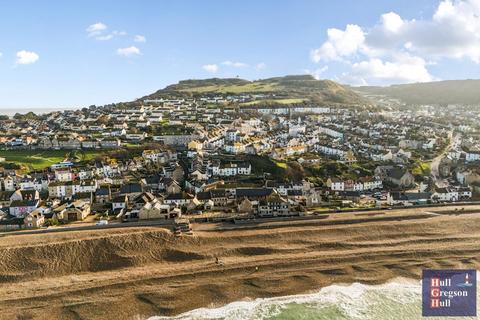 4 bedroom end of terrace house for sale, Albert Terrace, Portland