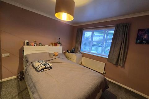undefined, Elm Park, Berkshire RG30