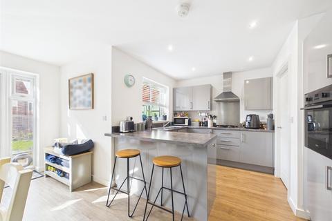 3 bedroom detached house for sale, Goldsmith Road, Churchdown, Gloucester, Gloucestershire, GL3