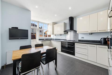 undefined, Oakwood Road, Raynes Park SW20