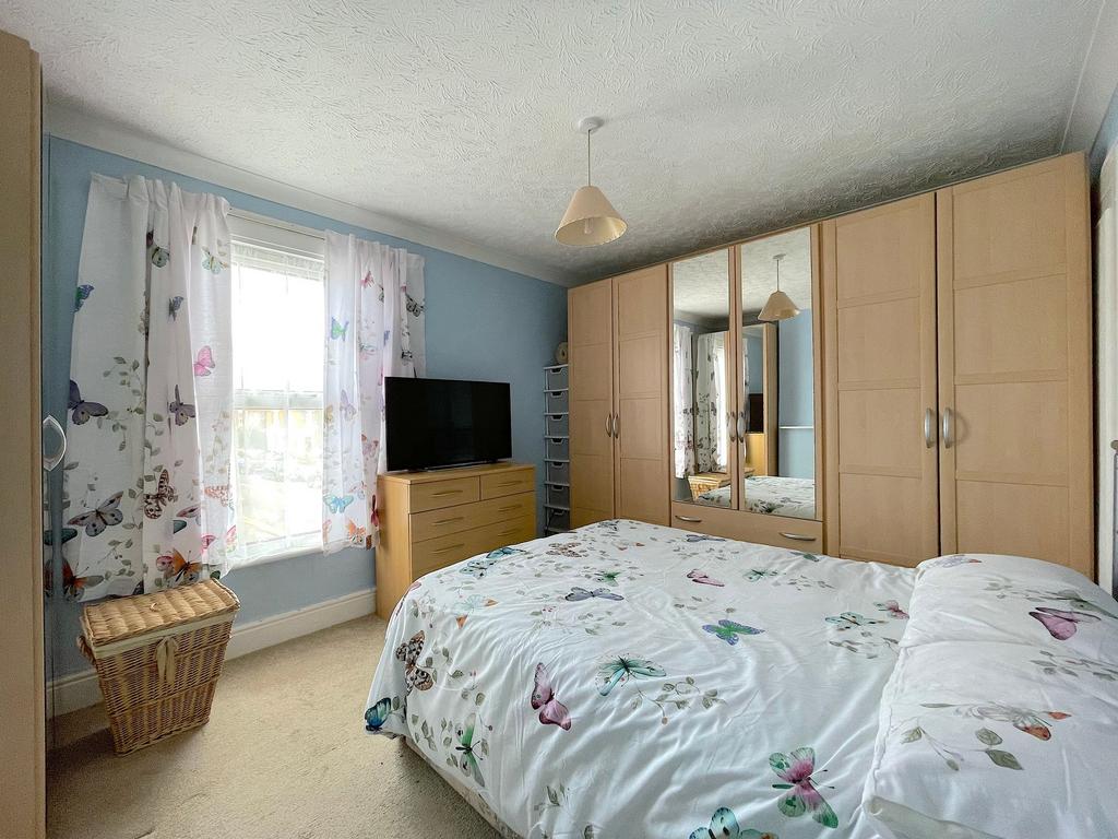 Bedroom One (2)