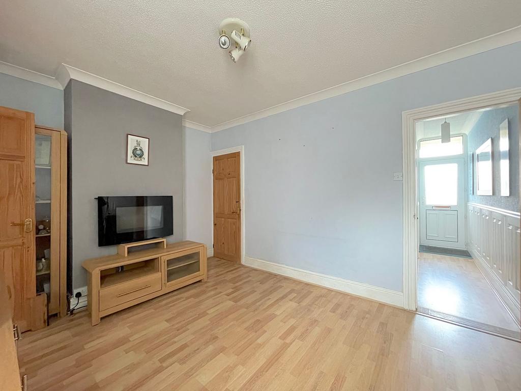 Living Room (2)