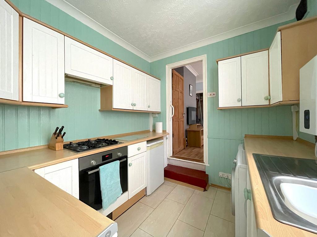 Kitchen (2)