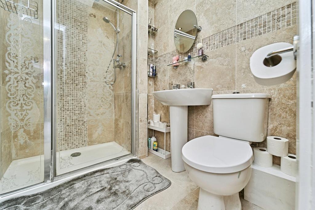 Ensuite Two