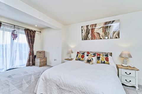 4 bedroom bungalow for sale, Woodhouse Lane, Stafford ST18