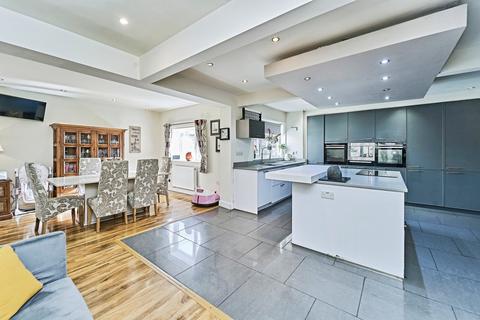 4 bedroom bungalow for sale, Woodhouse Lane, Stafford ST18