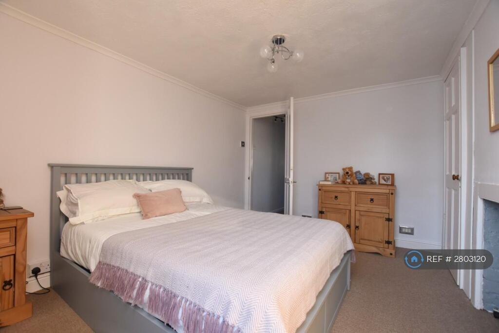 Main Bedroom