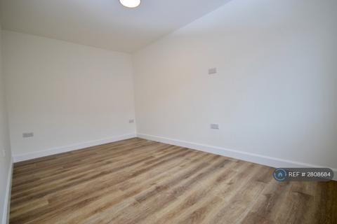 4 bedroom end of terrace house to rent, Beechwood Avenue, Hayes, UB3