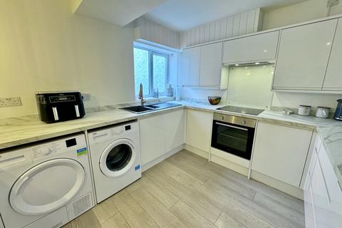 3 bedroom terraced house for sale, London Road, Holyhead, Anglesey, LL65