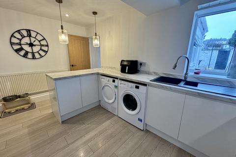 3 bedroom terraced house for sale, London Road, Holyhead, Anglesey, LL65