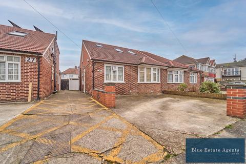 undefined, Ashton Gardens, Hounslow, TW4