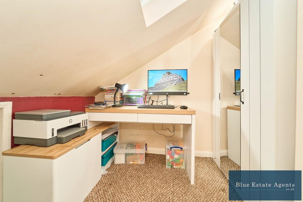 Bedroom / Study Room