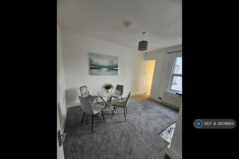 Leavesden Road, Watford, WD24