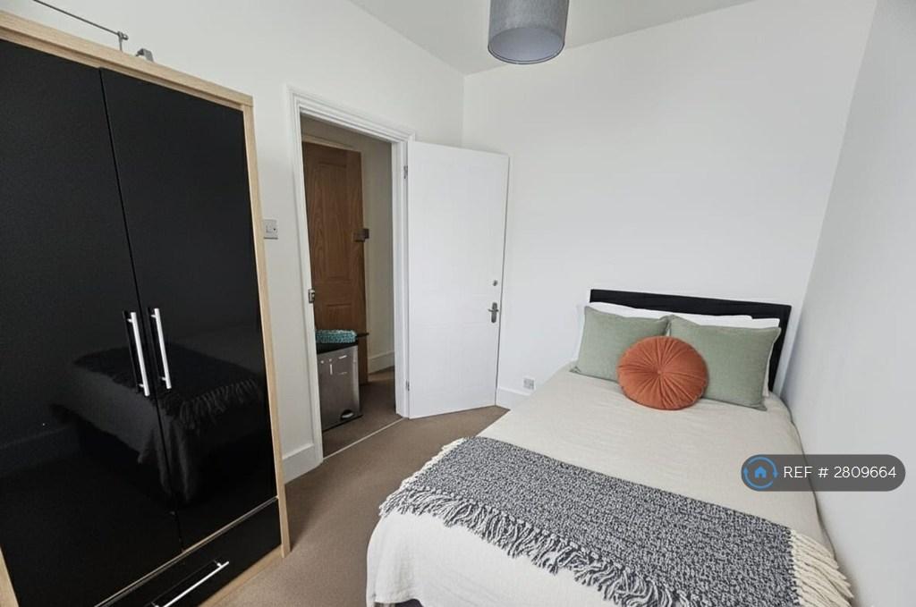 Single Bedroom