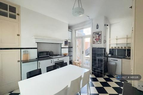 undefined, Southampton Row, London, WC1B