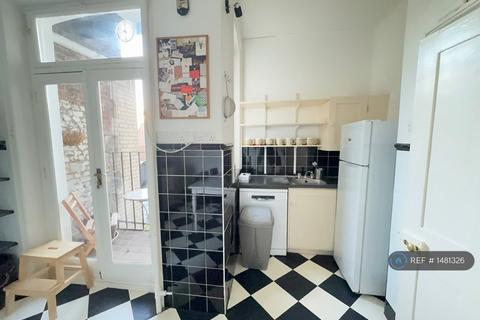 undefined, Southampton Row, London, WC1B