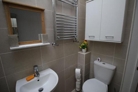 Studio to rent, Brookfield Road, Bedford, Beds, MK41 9LJ