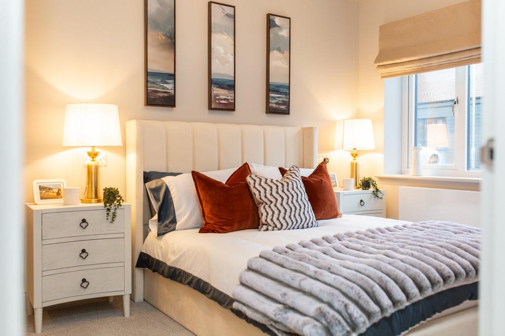 Plot 6 Sales Suite