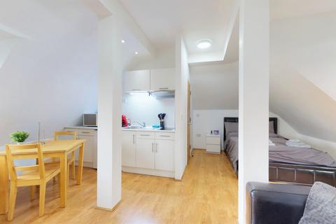 undefined, Thane Villas, Finsbury Park, Greater London, N7