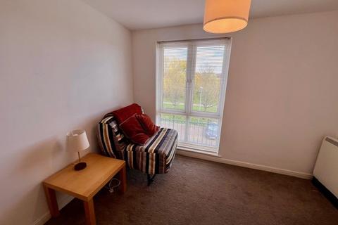 2 bedroom flat to rent, Messina House, Vellacott Close, Cardiff