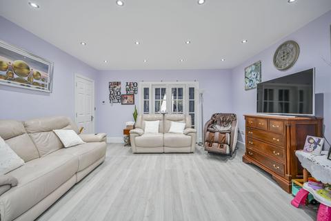 3 bedroom detached house for sale, Passmore Gardens, Bounds Green, London, N11