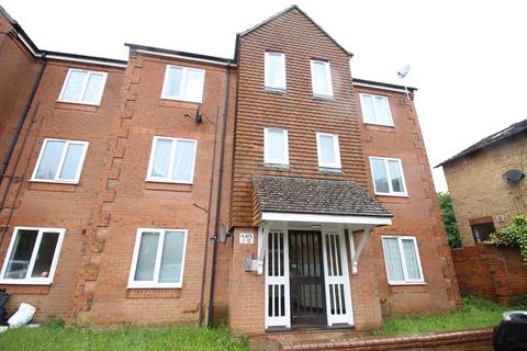 Ashburnham Road, Bedford MK40