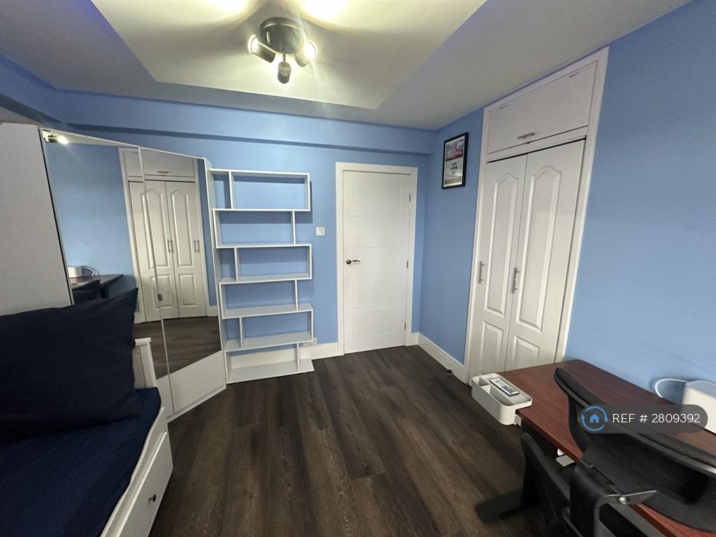 2nd Bedroom