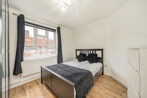 2 bedroom flat for sale, White City Estate, London W12