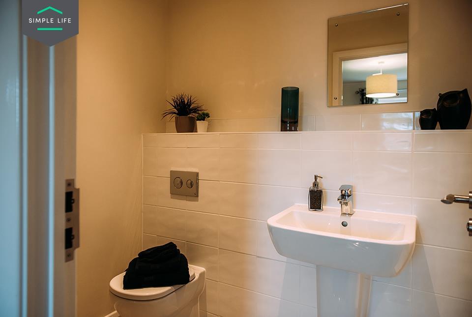 Avon ensuite.jpg