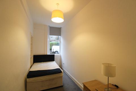 undefined, 11 Grange Loan Room 4