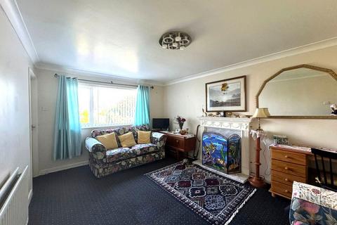 2 bedroom detached bungalow for sale, Ardleigh Avenue, Kew, Southport, PR8 6UD