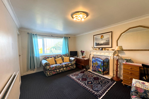 2 bedroom detached bungalow for sale, Ardleigh Avenue, Kew, Southport, PR8 6UD