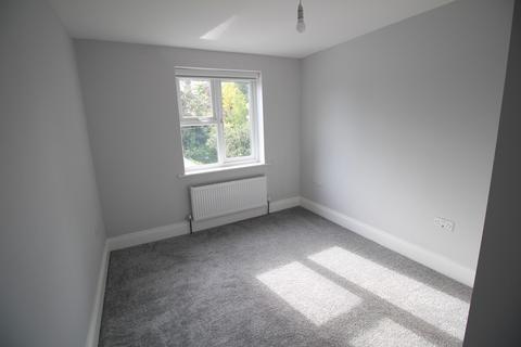 undefined, 2 Linden Road, Bedford MK40