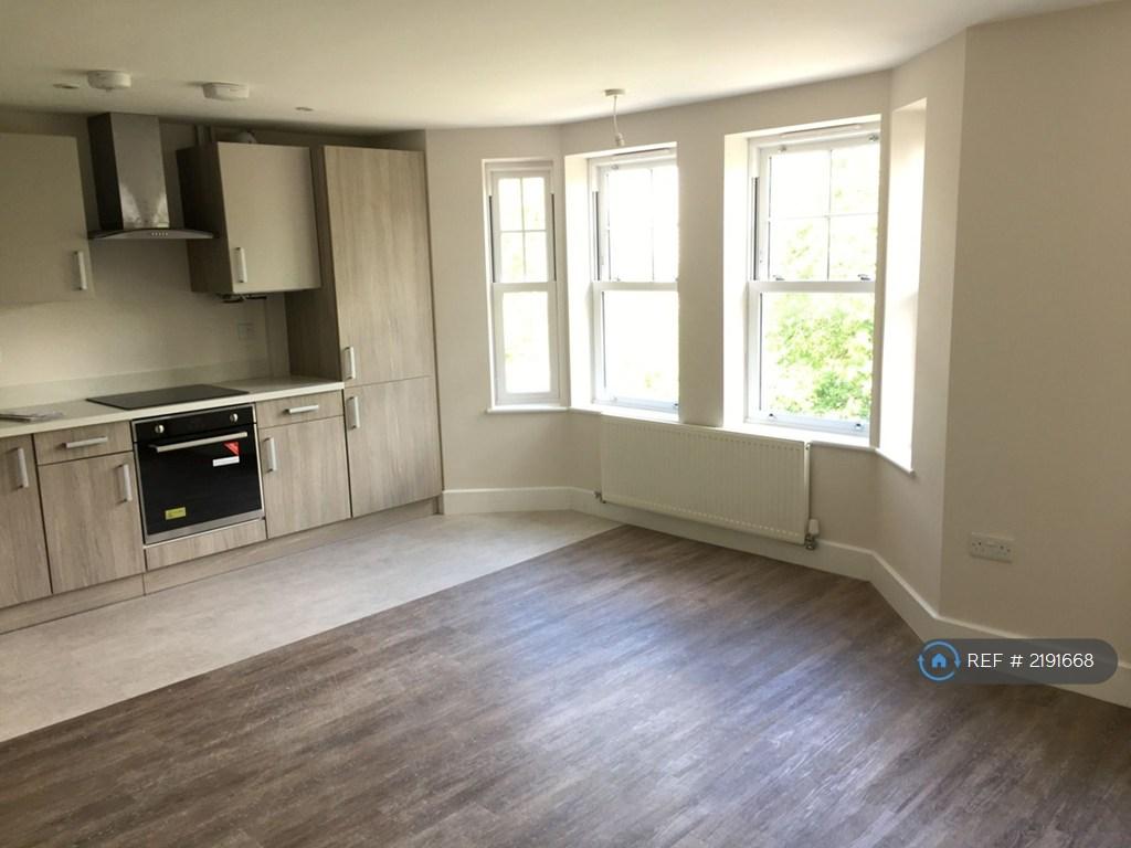 Kitchen/ Living