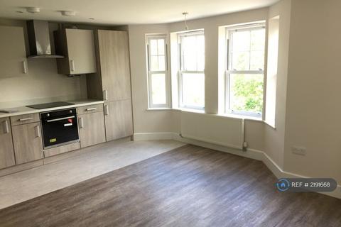 2 bedroom flat to rent, Springfield Road, Crawley, RH11