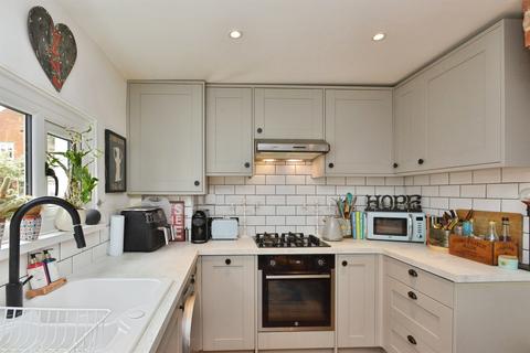 3 bedroom end of terrace house for sale, High Street, Stony Stratford, Milton Keynes