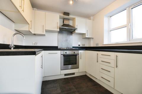 2 bedroom apartment to rent, Overstone Court, Cardiff Bay, Cardiff