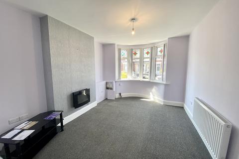 3 bedroom terraced house to rent, Minshull New Road, Crewe, CW1