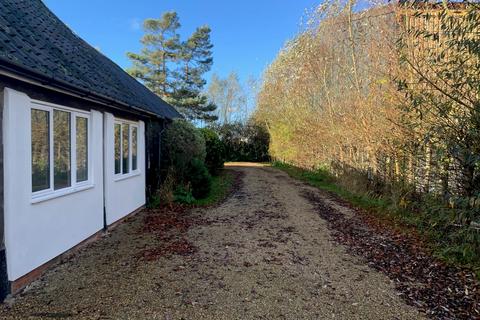 2 bedroom house to rent, The White Hall, Norwich, NR16