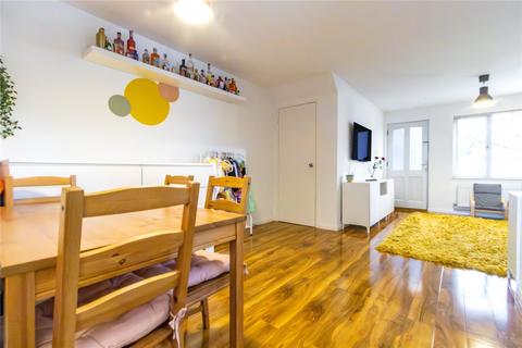 undefined, Chandos Close, Swindon SN5