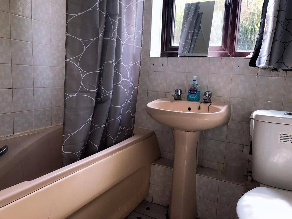 One Bedroom Ground Floor Flat