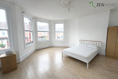 undefined,  Room, London N22