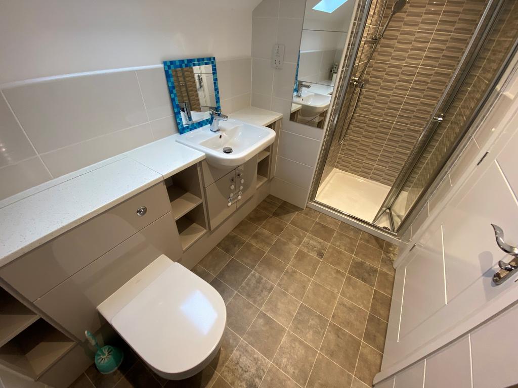 Ensuite
