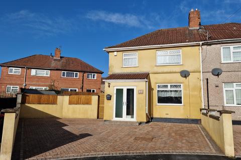 3 bedroom house to rent, Hottom Gardens, Bristol, BS7