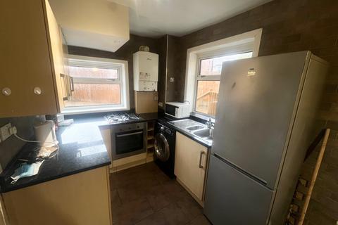 3 bedroom house to rent, Hottom Gardens, Bristol, BS7