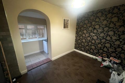 3 bedroom house to rent, Hottom Gardens, Bristol, BS7