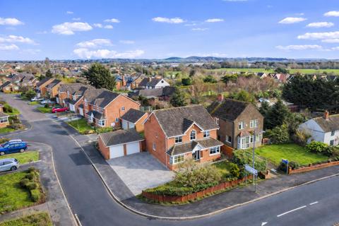 4 bedroom detached house for sale, Grange Farm Close, Toton