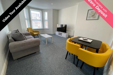 2 bedroom flat to rent, Lansdowne Road, BOURNEMOUTH