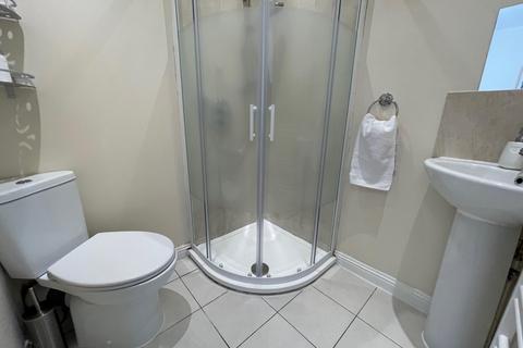 2 bedroom flat to rent, Lansdowne Road, BOURNEMOUTH